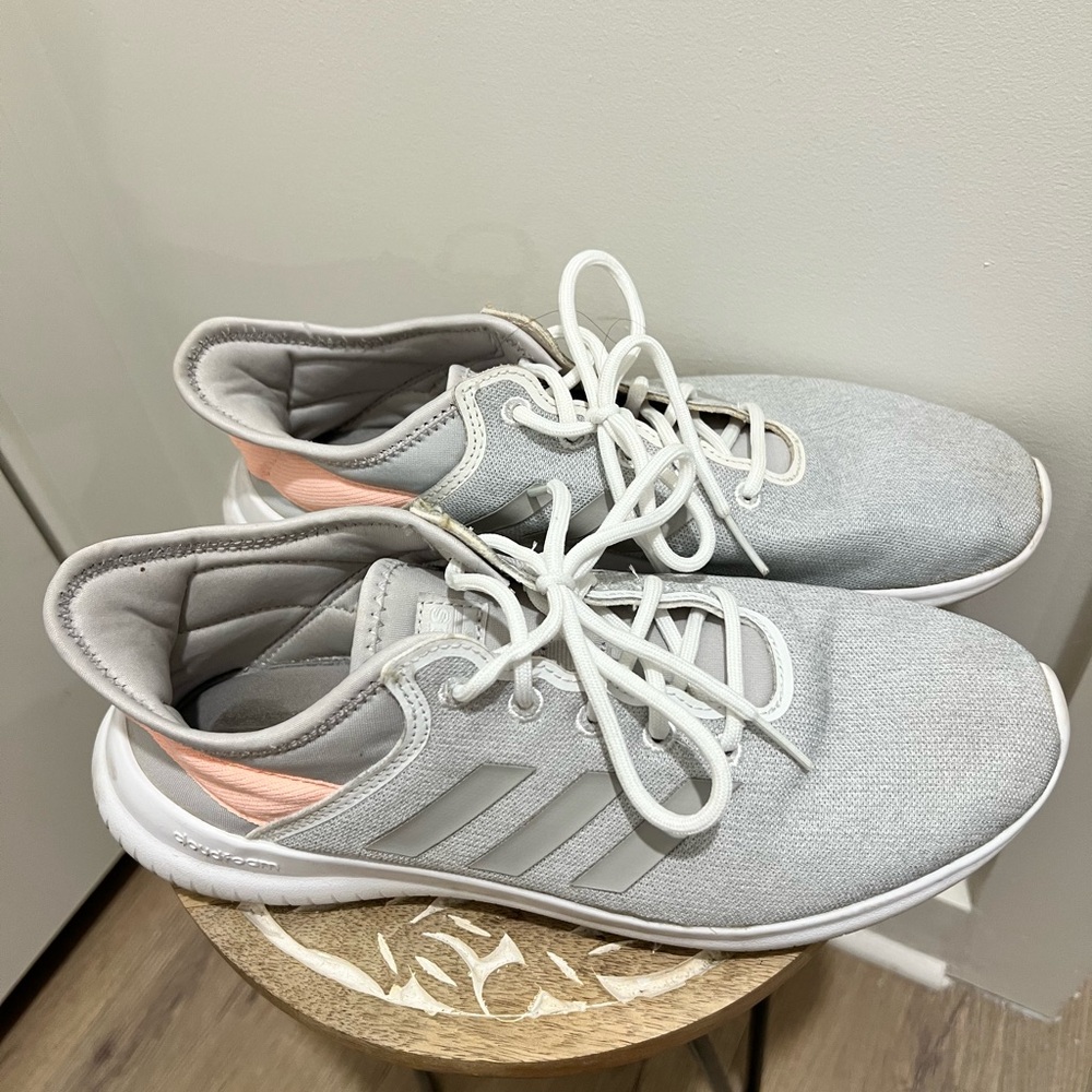 Adidas Cloud Foam QT Flex Running Shoes Light Gray and Soft Pink Shoes